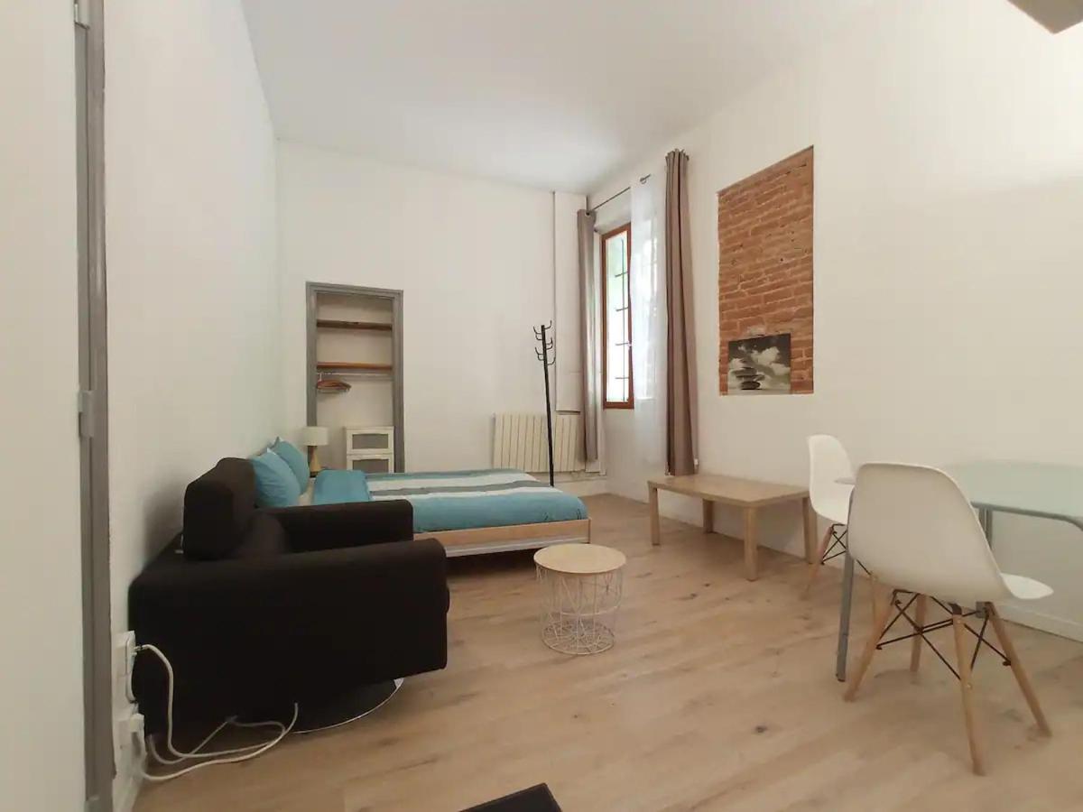 פרפיניין Studio Cosy Plein Centre Ville מראה חיצוני תמונה